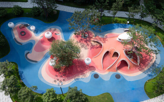 Red Dunes Playtopia: A Fusion of Nature and Play